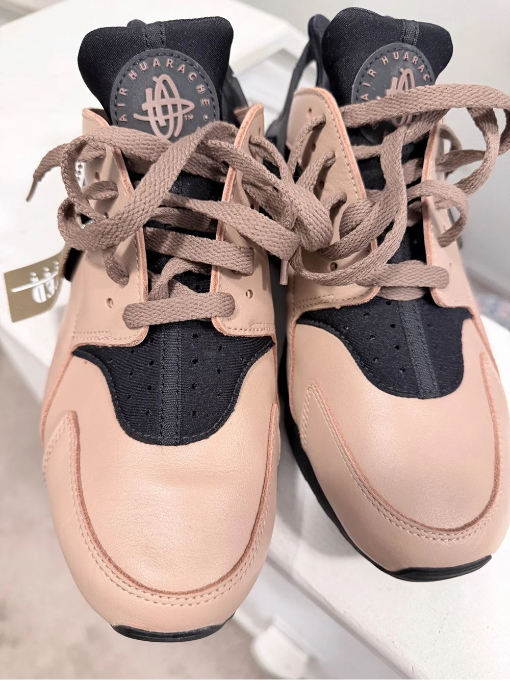 Nike Air Huarache Low-Top Sneakers in Blush Pink and Black